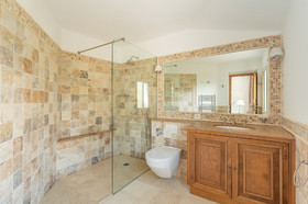 VILLA CONTEMPORAINE DE PRESTIGE