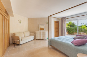 VILLA CONTEMPORAINE DE PRESTIGE