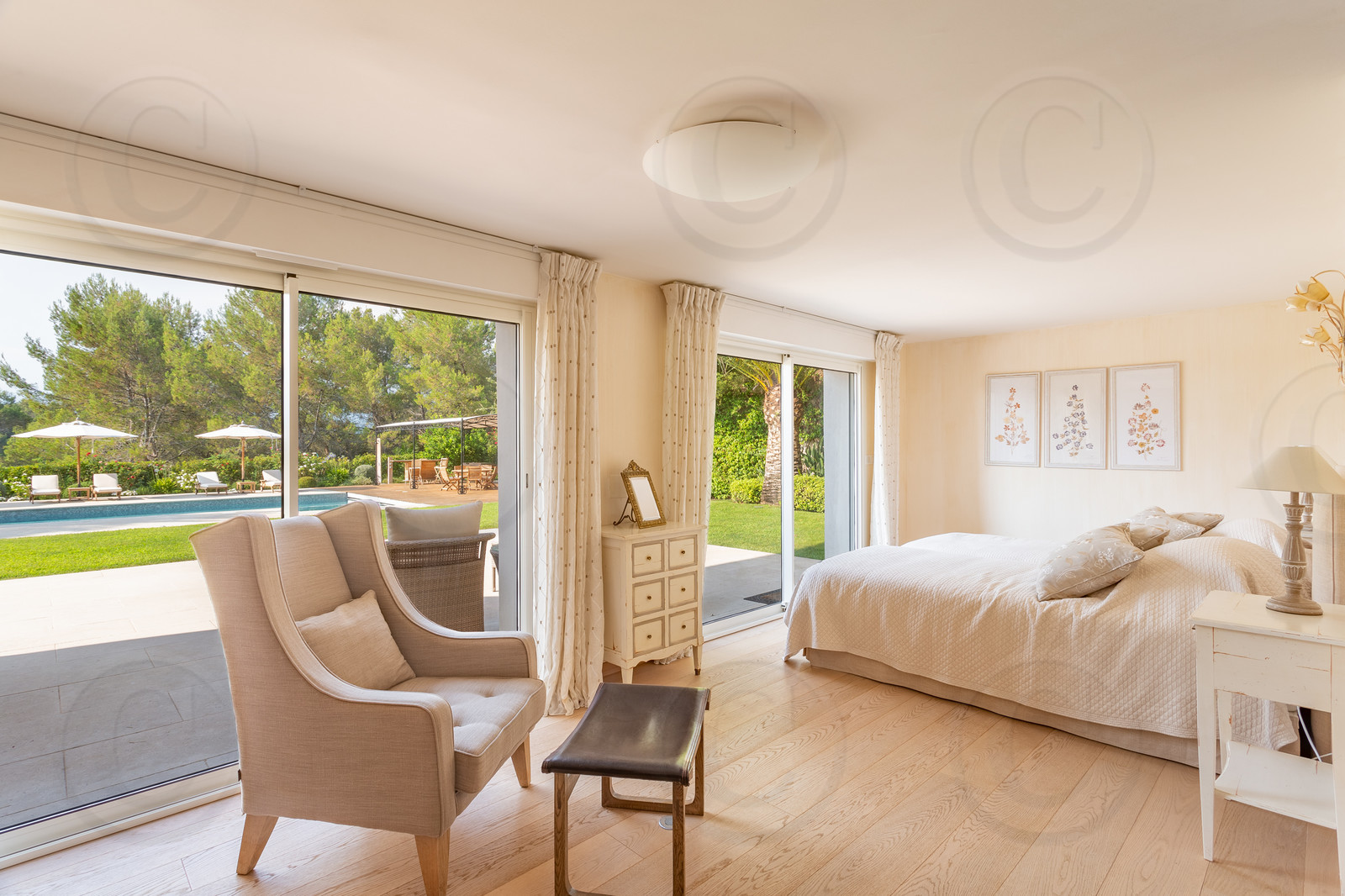 VILLA CONTEMPORAINE DE PRESTIGE