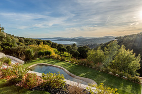 Propriété de Prestige à Les Issambres